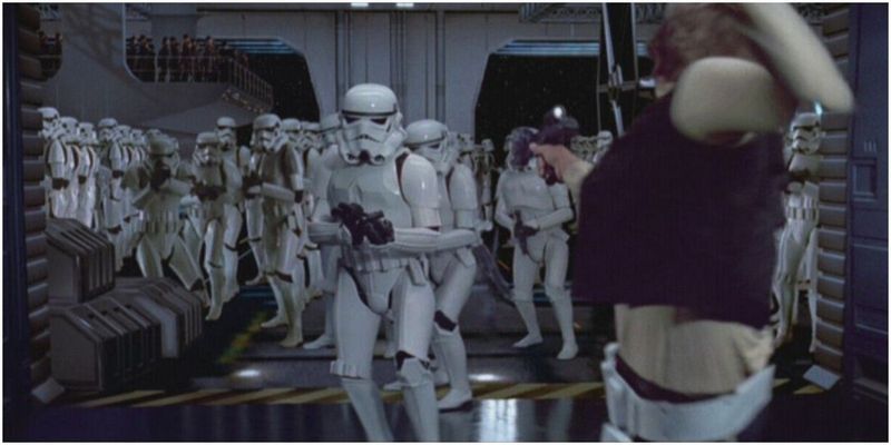 Star Wars Filmlerinde Görülen En Korkunç 10 Maske ve Kask