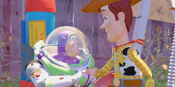 Üzücü Oyuncak Hikayesi Baba Teorisi Andy'nin Buzz ve Woody ile İlişkisini Değiştiriyor