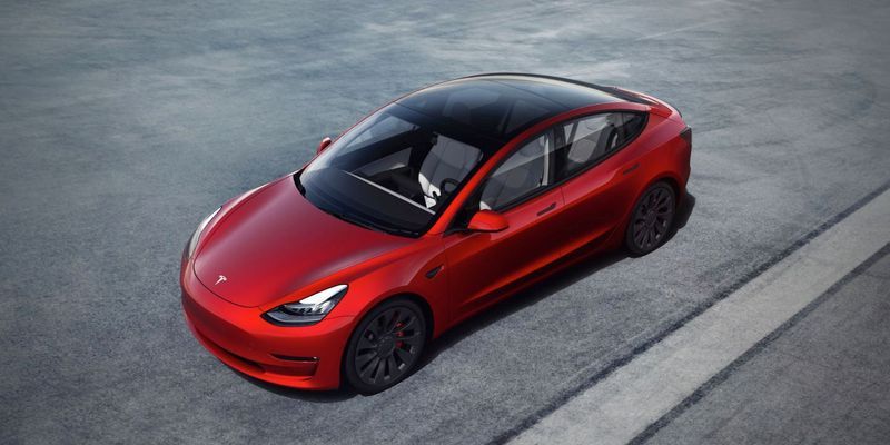 Tesla Model 3 Kiralamanın Maliyeti Ne Kadardır?