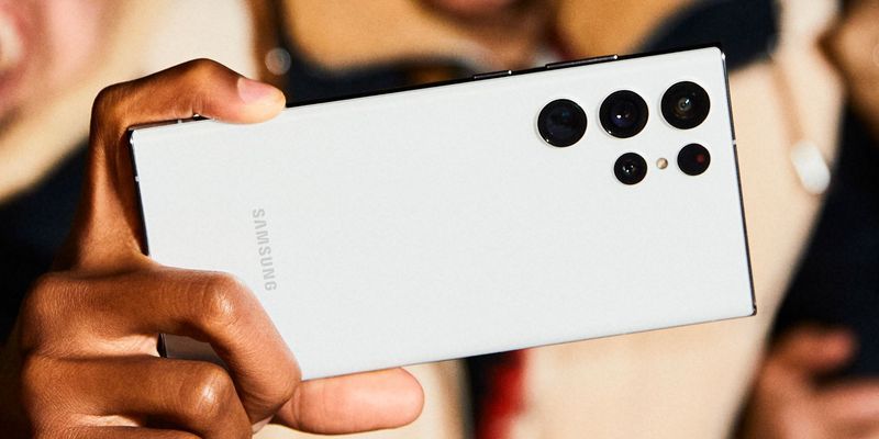 Samsung Galaxy S22'de Kulaklık Jakı Var mı? Satın Almadan Önce Bunu Okuyun